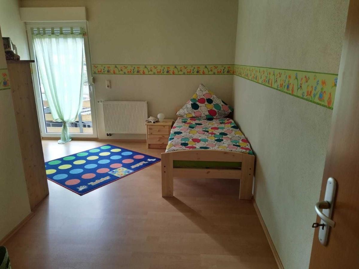 Ferienwohnung-Vivienne Hemfurth-Edersee エクステリア 写真